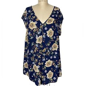 Halogen floral 1 piece v-neck tunic top
